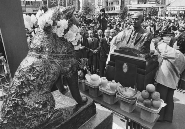 Historical fact: Hachiko and Professor Ueno statues meet at Shibuya Station