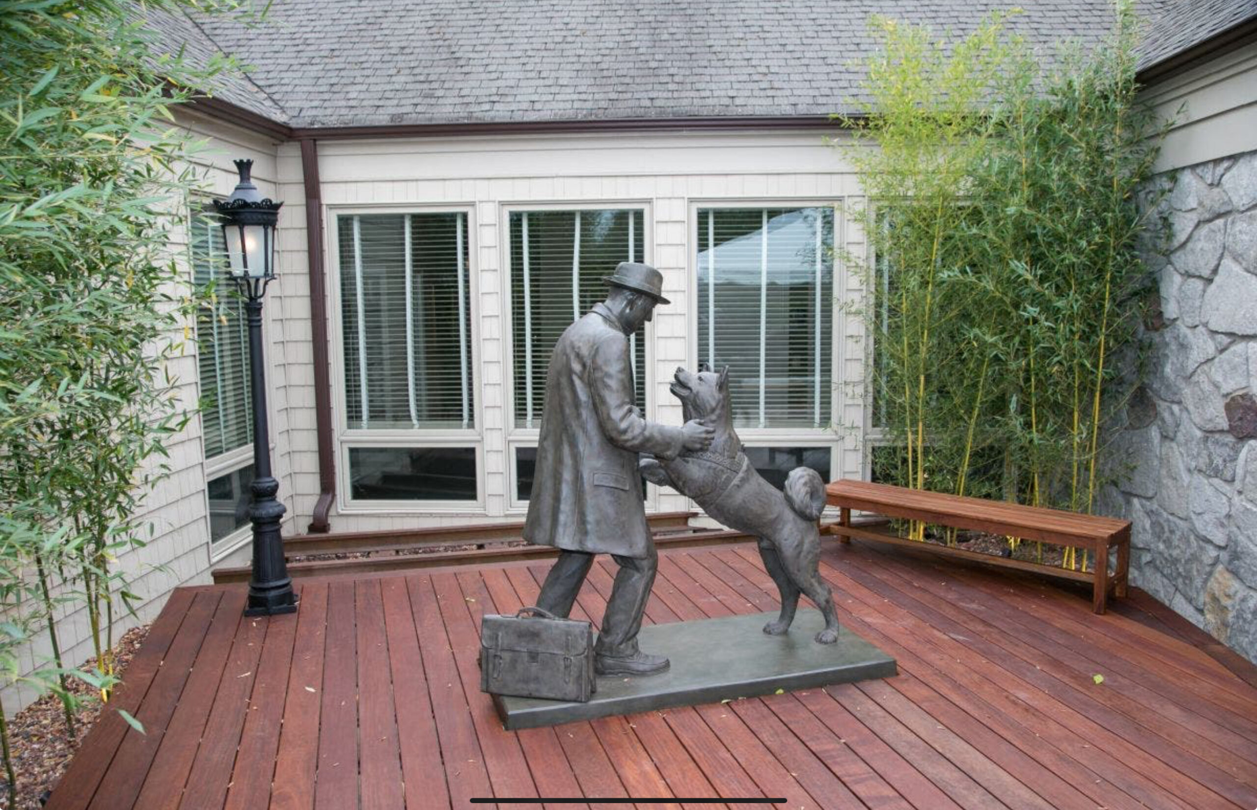 Glen Abbey Pet Memorial Park, Hachi & Professor statue, New Jersey